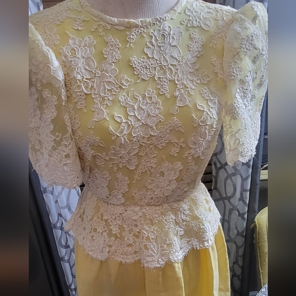 The Most Adorable William Pearson Vintage Dress Ever - Picture 3 of 6